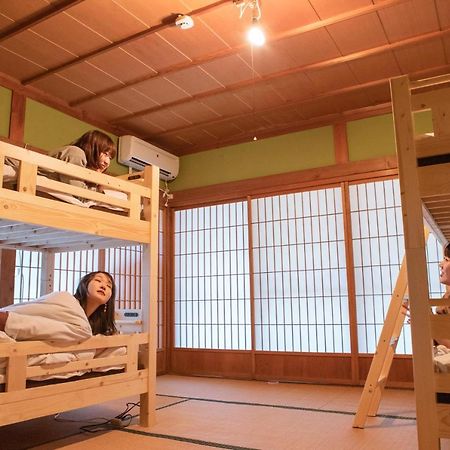 四国旅行のhub拠点 古民家ゲストハウス Heso Camp Miyoshi  Exterior photo