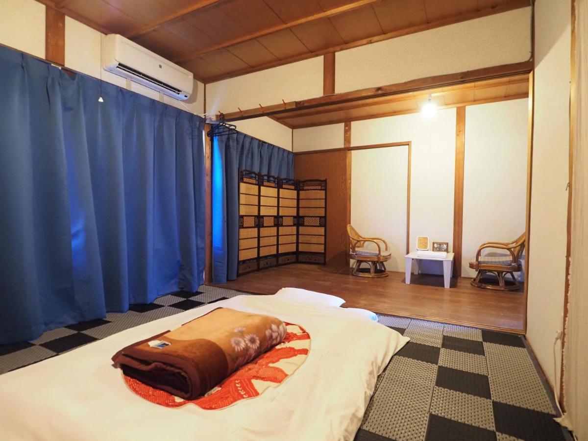 四国旅行のhub拠点 古民家ゲストハウス Heso Camp Miyoshi  Exterior photo